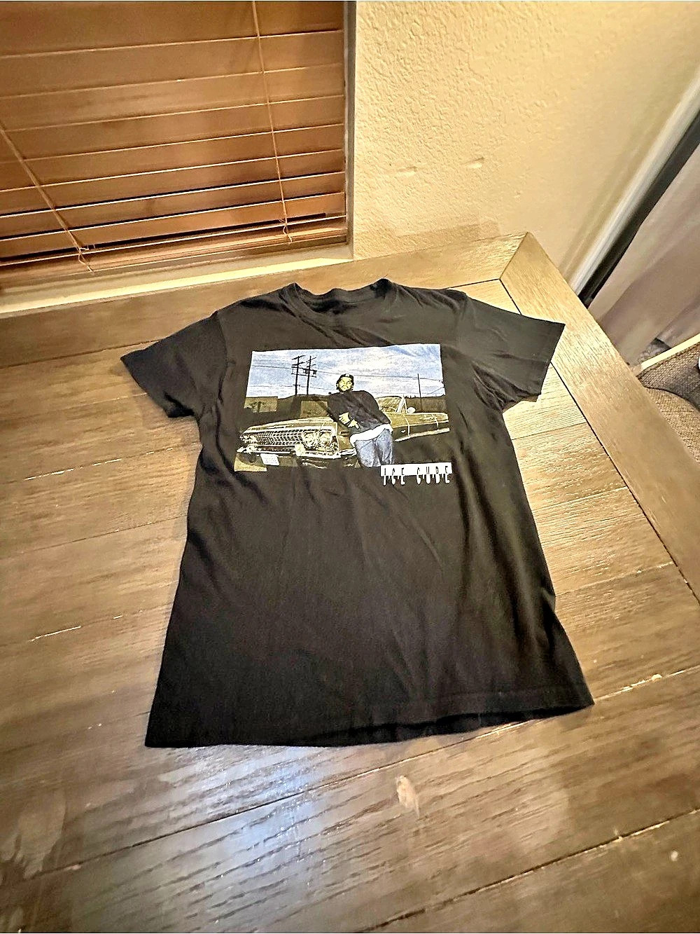 Sz Med Ice Cube Lowrider Graphic Tee Short Sleeve Tee in Black